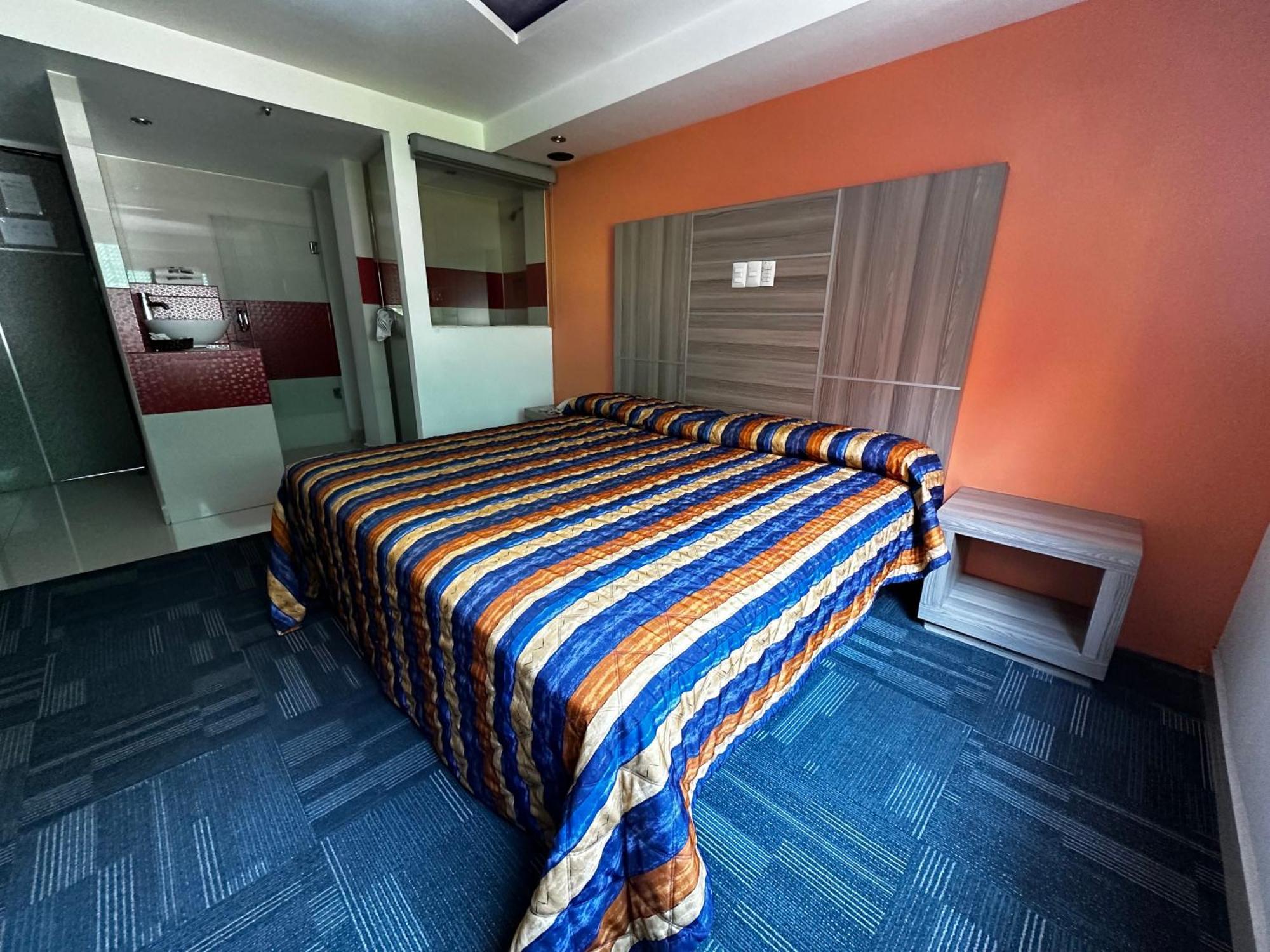 Hotel Rossel Plaza メキシコシティ エクステリア 写真